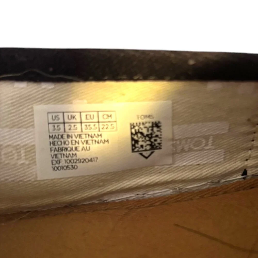 Toms Classics Black Canvas Youth Girls Slip On Casual Flat‎ Shoes sz 3.5